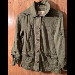 AEO dark green button up